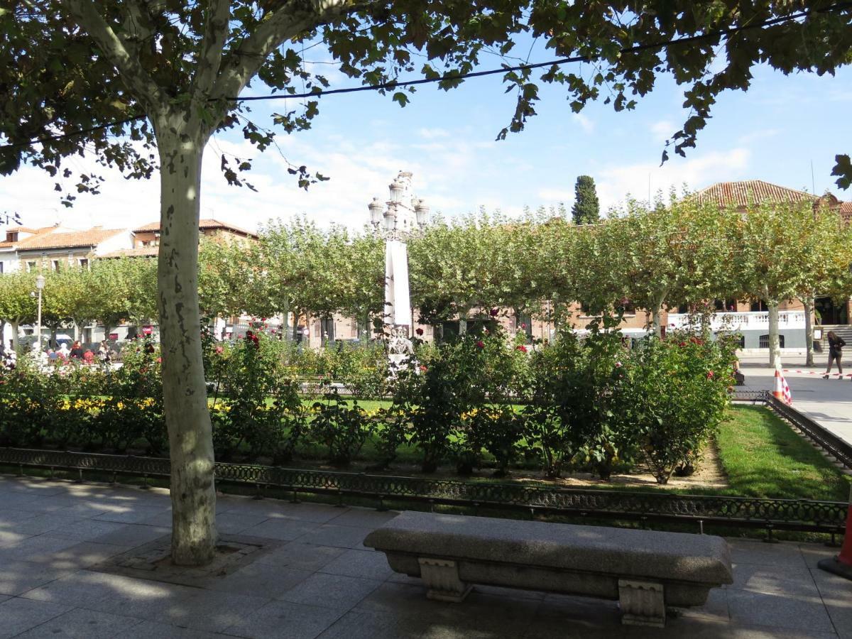 La Casa Tahona Plaza De Cervantes Алькала-де-Энарес Экстерьер фото