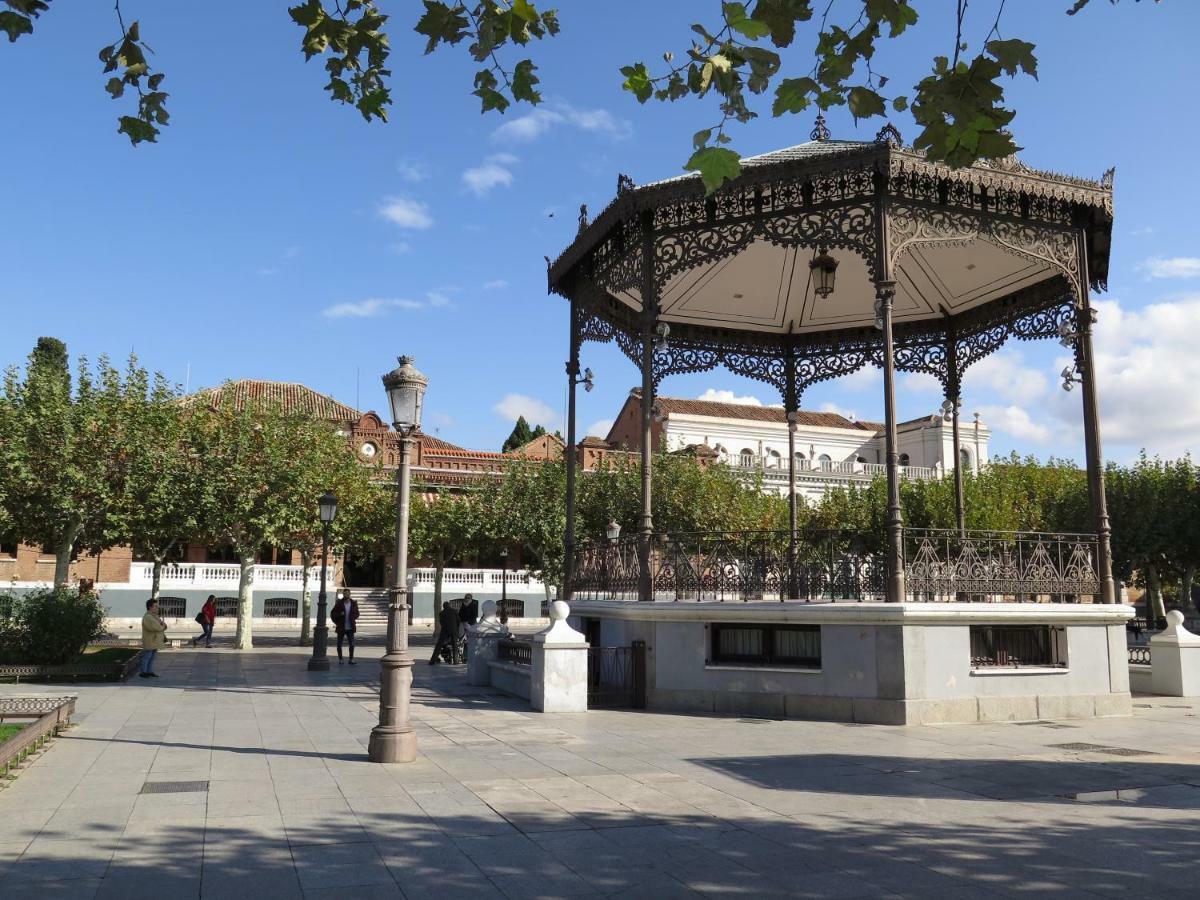 La Casa Tahona Plaza De Cervantes Алькала-де-Энарес Экстерьер фото